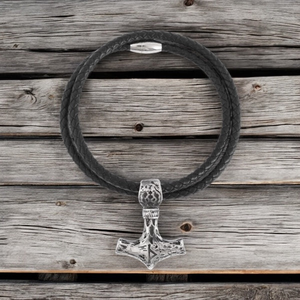 Halsband "Giant Thors Mjölner"