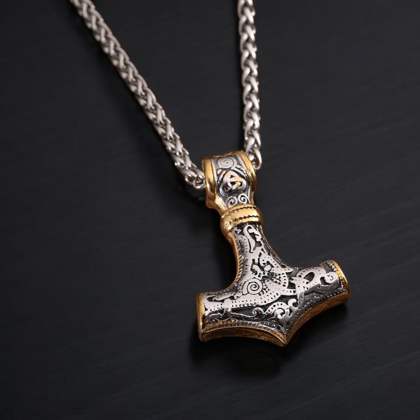 Halsband "Mjölnir Asgard-Knut"