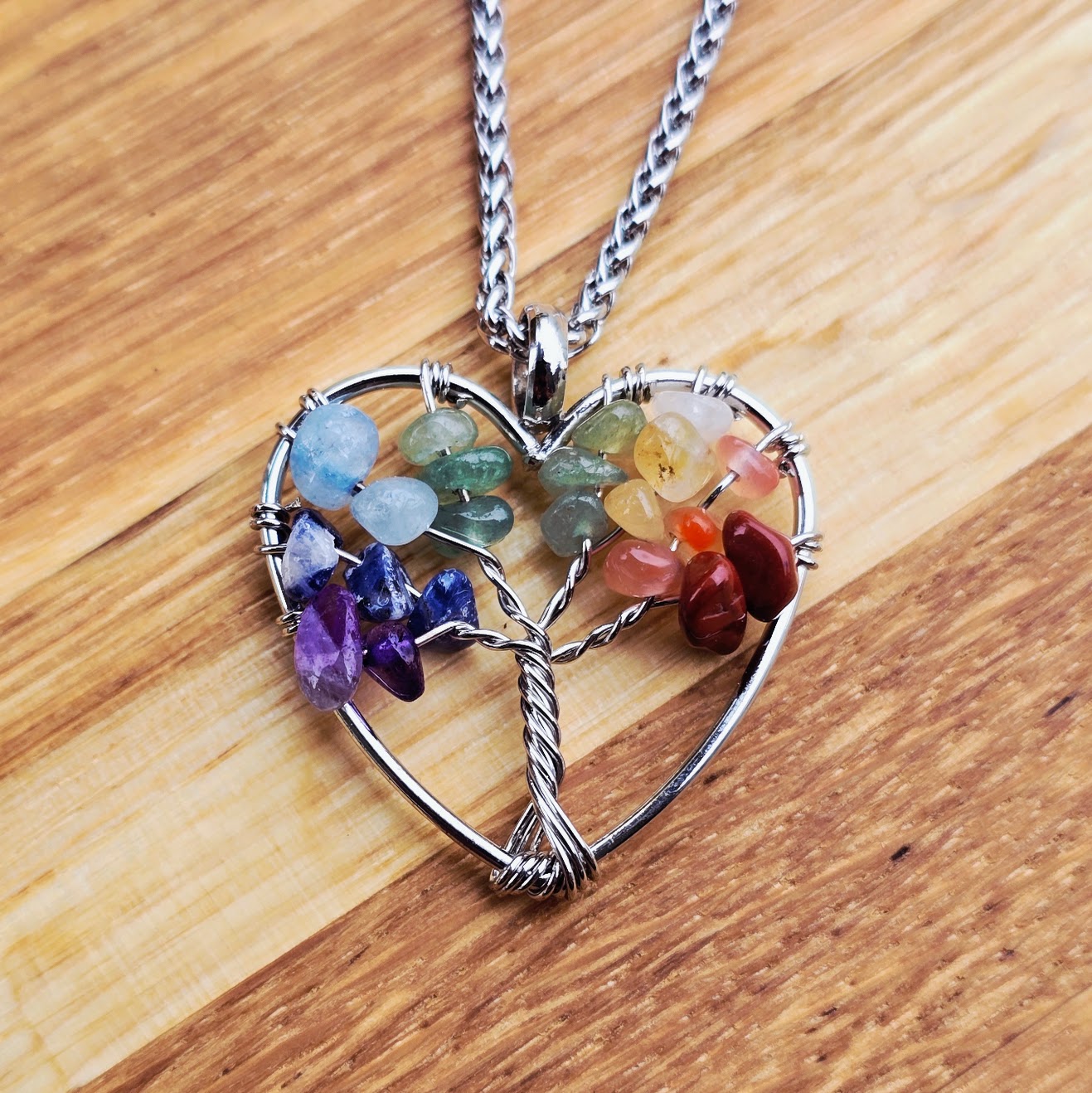 Halsband „Chakra-Livets träd“ hjärta