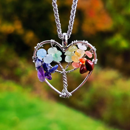 Halsband „Chakra-Livets träd“ hjärta