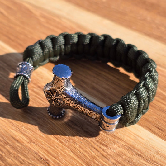 Paracord Armband "Mjölner Galdrastafir" Olivgrön