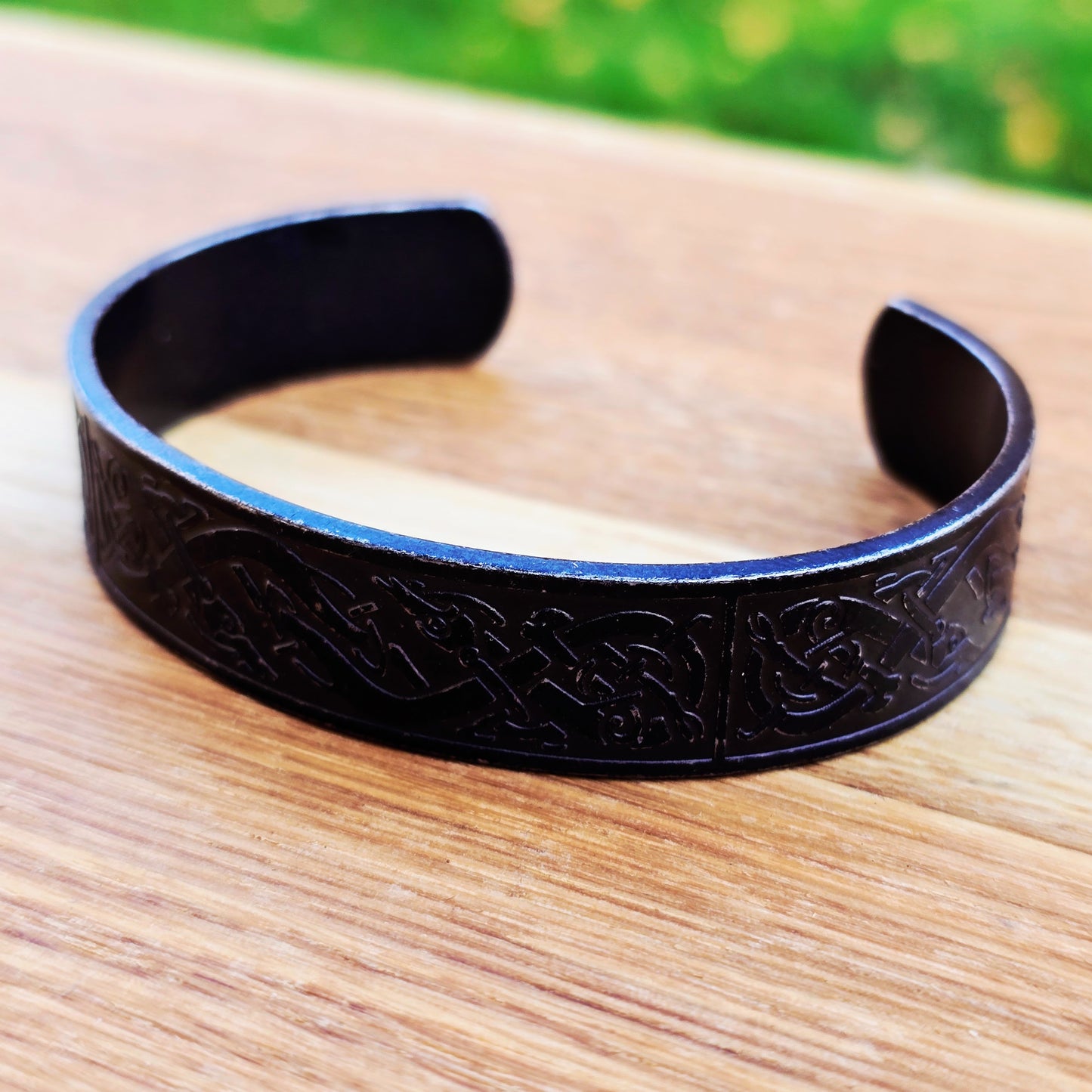 Norse Antique Bangle - Antik
