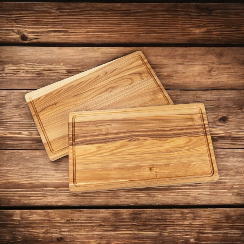 Robustes Schneidebrett aus geöltem Kerneschenholz – 50x30cm