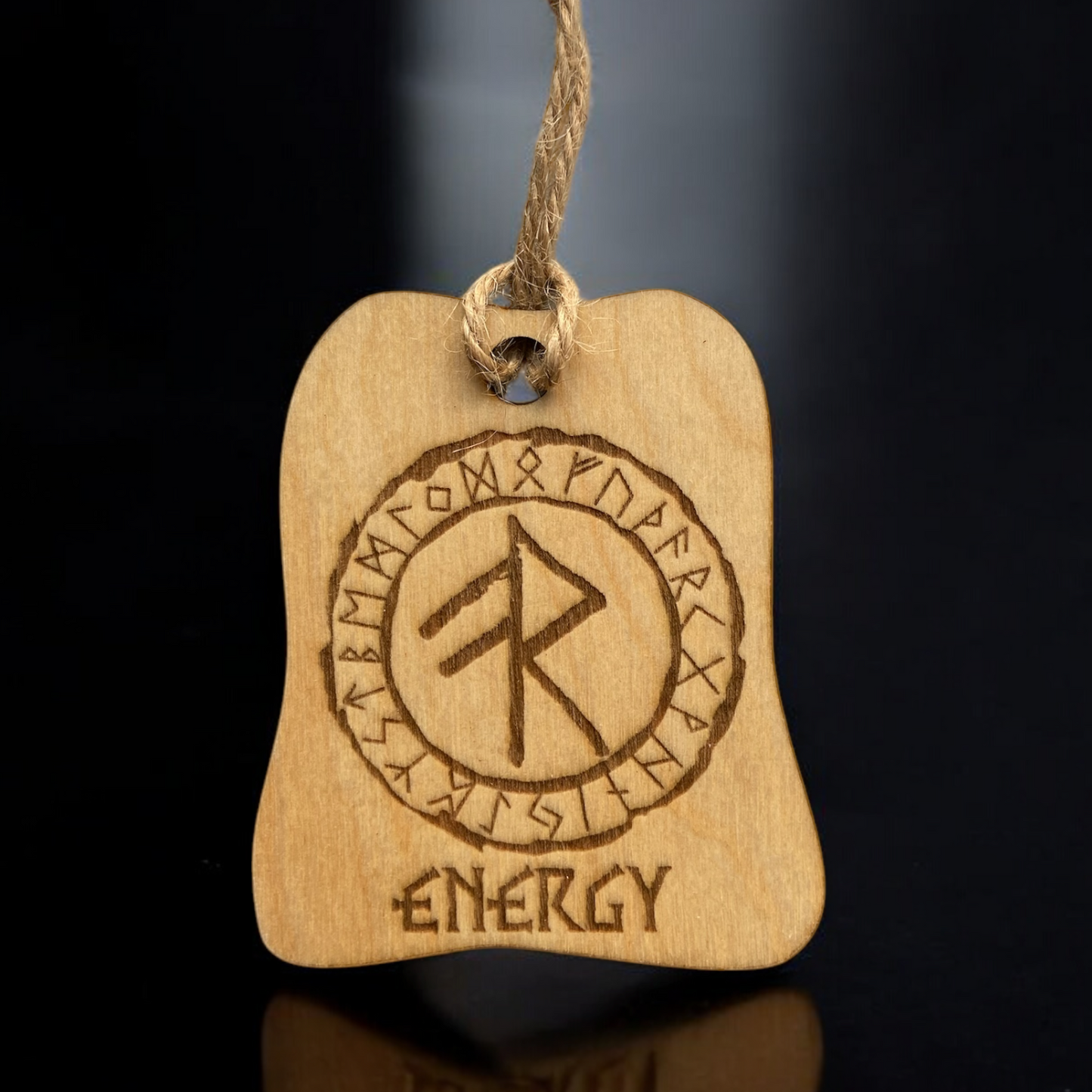 Nordiska Runeamulett – Skydd och styrka i ett elegant design 🌿✨