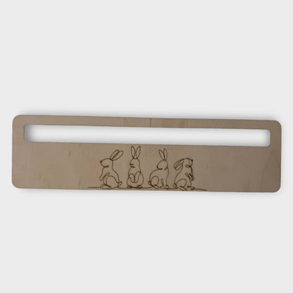 Reading aid for all ages with/without ruler function and a cutout